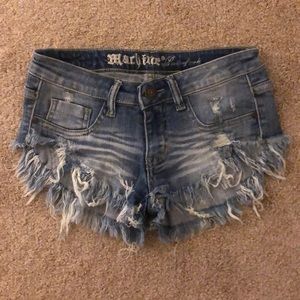 Low rise cheeky Shorts
